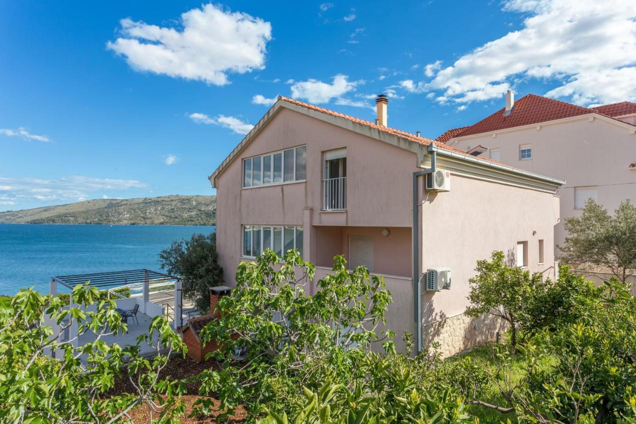 Apartments By The Sea Poljica, Trogir - 19316 Marina Zewnętrze zdjęcie