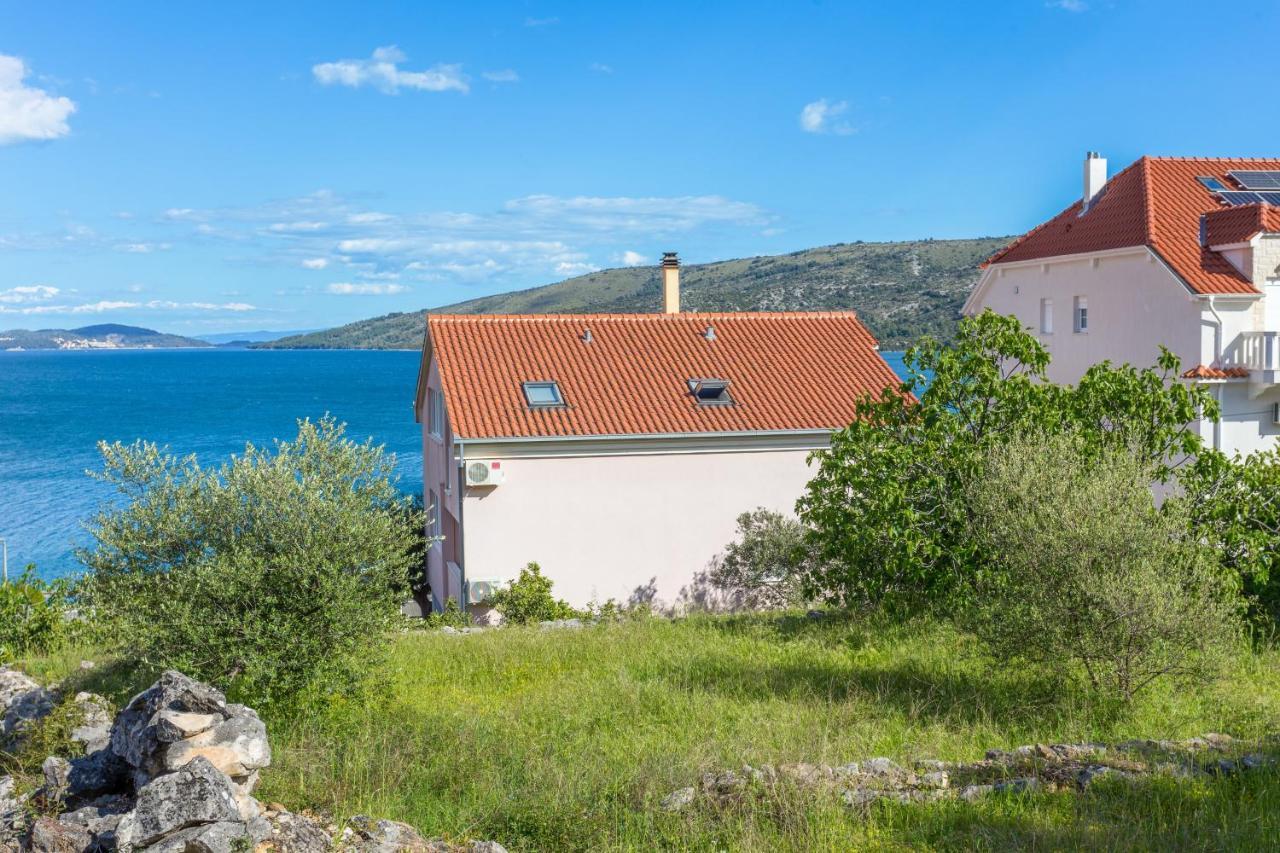 Apartments By The Sea Poljica, Trogir - 19316 Marina Zewnętrze zdjęcie